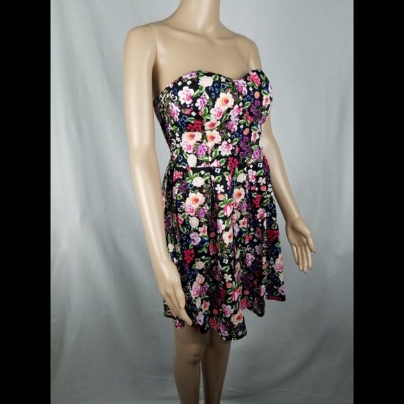 Say What? Floral Strapless Dress - Size L - UD10 - Picture 4 of 5